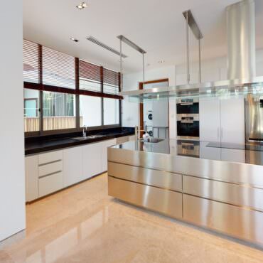 168-Ocean-Dr-Kitchen