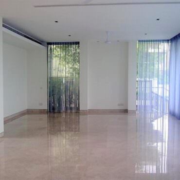 168 Ocean Dr – Living