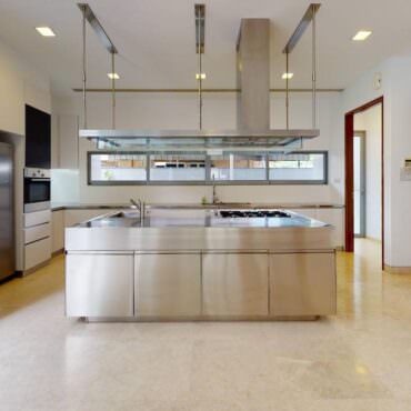 46-One-Tree-Hill-Kitchen